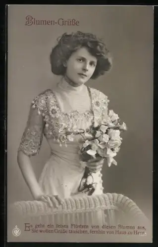 Foto-AK NPG Nr. 1601: Fräulen mit Blumenstrauss