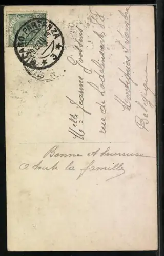 Foto-AK NPG Nr. 1724: Pärchen mit Sektgläsern vor Uhr, Neujahrsgruss