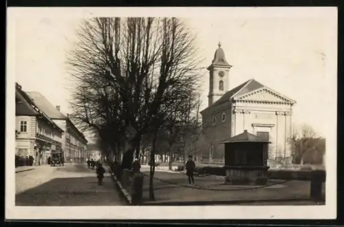 AK Josefov, Námestí