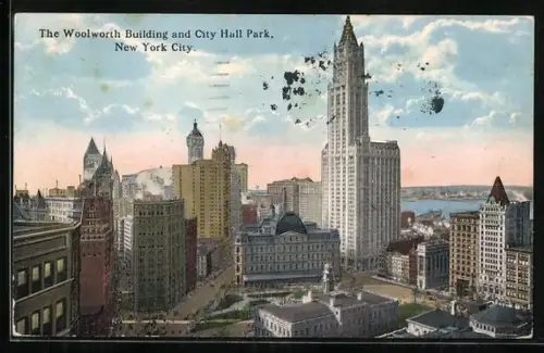 AK New York, NY, The Woolworth Building and City Hall Park