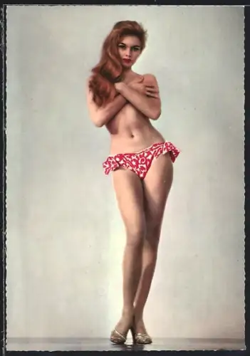 AK Schauspielerin Brigitte Bardot in erotischer Darstellung, Pin-Up