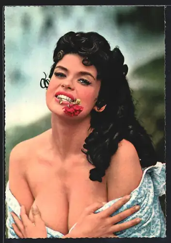 AK Schauspielerin Jayne Mansfield lässt tief blicken