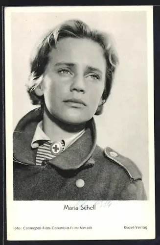 AK Schauspielerin Maria Schell im Mantel