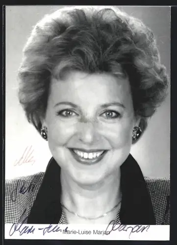 AK Schauspielerin Marie-Luise Marjan mit lächelndem Gesicht