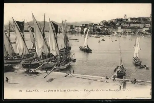 AK Cannes, Le Port et le Mont Chevalier