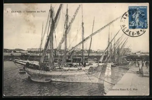 AK Cannes, Tartanes au Port