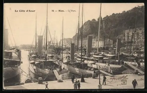 AK Nice, Le Port