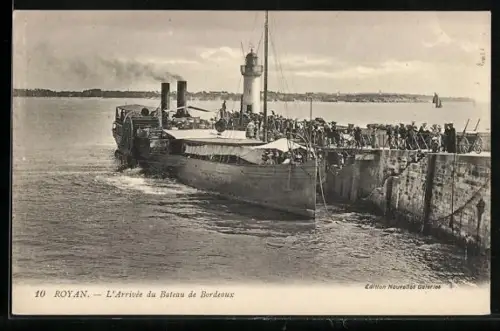 AK Royan, L'Arrivée du Bateau de Bordeaux