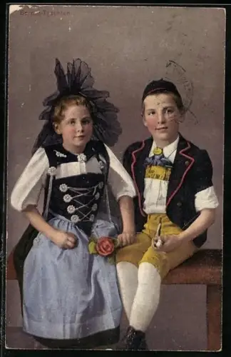 AK Geschwister in Bernertrachten