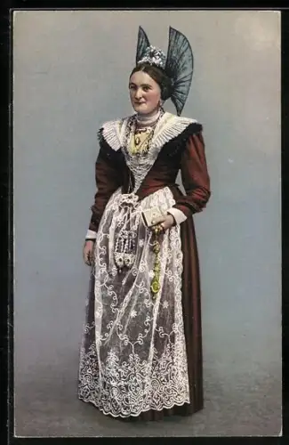 AK Appenzell, Appenzellerin in Prozessionstracht