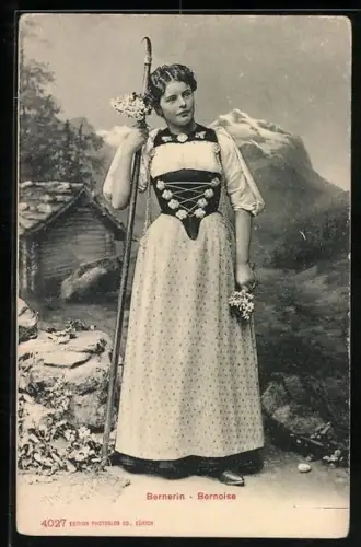AK Bern, Bernerin in Trachtenkleidung