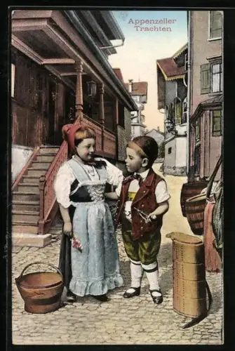 AK Kinder in Appenzeller Trachten auf einem Dorfplatz