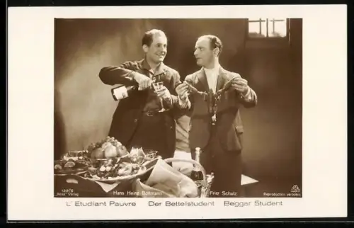 AK Filmszene aus Der Bettelstudent mit Hans Heinz Bollmann und Fritz Schulz