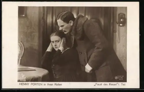 AK Schauspielerin Henny Porten in einer Filmszene aus Faust des Riesen, I. Teil