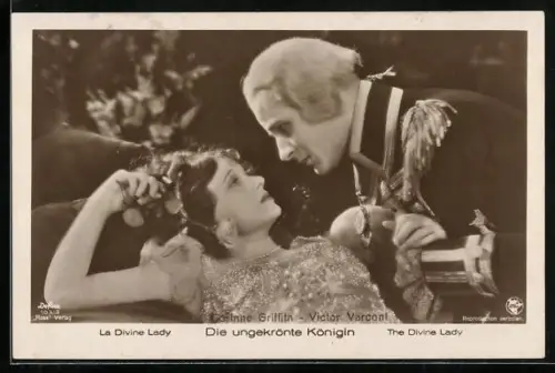 AK Filmszene aus Die ungekrönte Königin mit Corinne Griffith