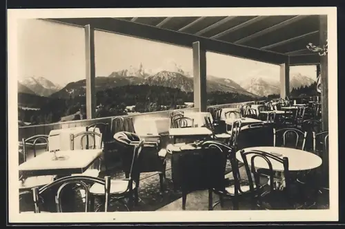 AK Berchtesgaden, Terrasse Café Rottenhöfer, Blick auf Watzmann und Funtenseetauern