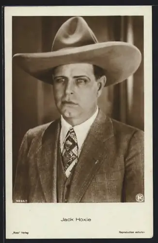 AK Schauspieler Jack Hoxie in Anzug und Cowboyhut