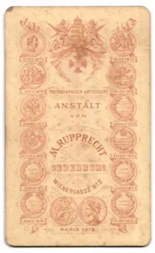 Fotografie M. Rupprecht, Oedenburg, Wienergasse 2, Porträt eines jungen Mannes mit Fliege