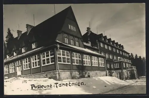 AK Pustevne, Tanecnica