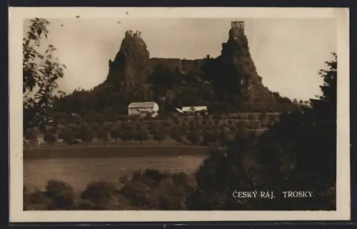 AK Trosky /Cesky Raj, Blick auf die Burg