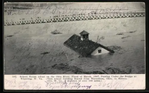 AK Wheeling, WV, Hochwasser 1907, vom Ohio-River mitgerissene Schule