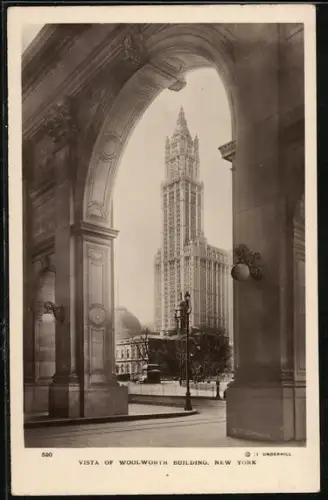 AK New York, NY, Vista of Woolworth Building