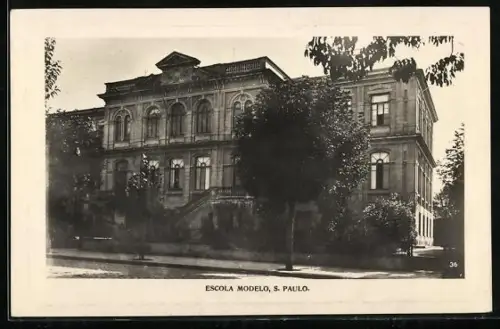 AK S. Paulo, Escola Modelo