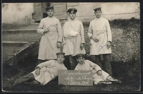 Foto-AK Sulzbach / Opf., Reservelazarett, Ostern 1916, Gruppenfoto Verwundeter Soldaten