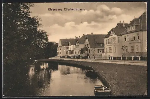 AK Oldenburg / Gr., Elisabethstrasse, Wohnhäuser am Wasser, Boote