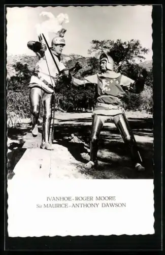 AK Filmszene aus Ivanhoe mit Roger Moore und Antony Dawson
