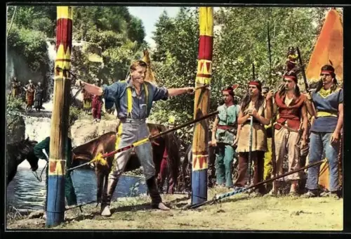 AK Filmszene aus Buffalo Bill. Captian Hunter versucht verzweifelt sich zu befreien