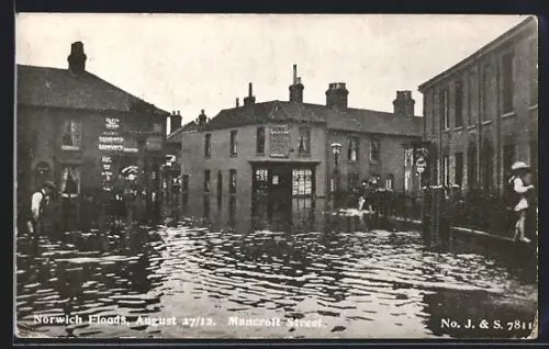 AK Norwich, Floods, August 27/12, Mancroft Street, Hochwasser