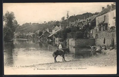 AK Fresnay-sur-Sarthe, Vue partielle, L`Abreuvoir
