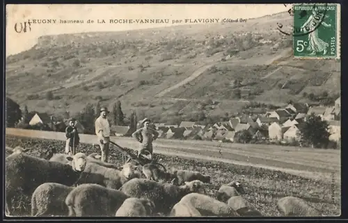 AK La Roche-Vanneau, Leugny, Vue panoramique