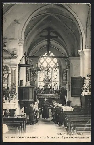 AK Wy, Intérieur de l`Église