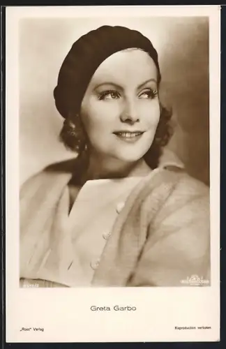 AK Schauspielerin Greta Garbo mit Hut