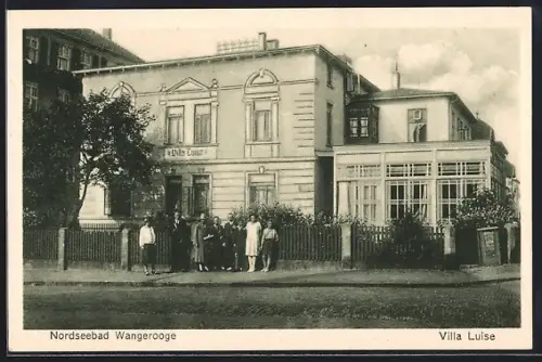 AK Wangerooge, Hotel Villa Luise mit Gästen
