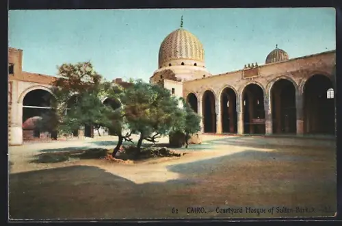 AK Cairo, Courtyard Mosque of Sultan-Barkuk