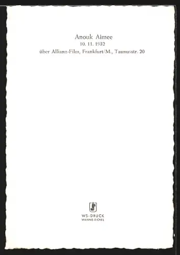 AK Schauspielerin Anouk Aimee blickt sinnlich nach oben