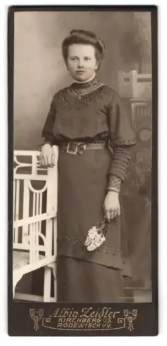 Fotografie Albin Zeidler, Rodewisch, Auerbacherstrasse 17, Elegante Frau im Porträt