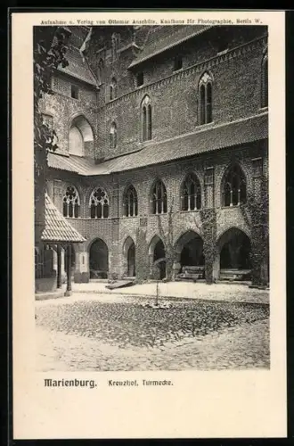 AK Marienburg / Malbork, Turmecke im Kreuzhof