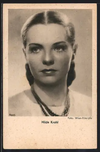 AK Schauspielerin Hilde Krahl mit Halskette