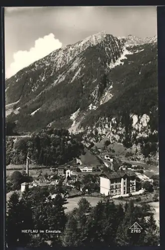 AK Hieflau im Ennstale, Ortsansicht gegen das Hochgebirge