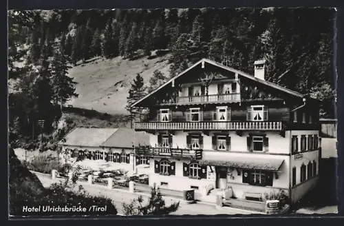 AK Reutte /Tirol, Hotel Ulrichsbrücke, Bes. Van Herpe u. Blondeel
