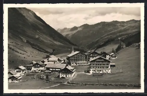 AK Obergurgl, Ortsansicht von oben