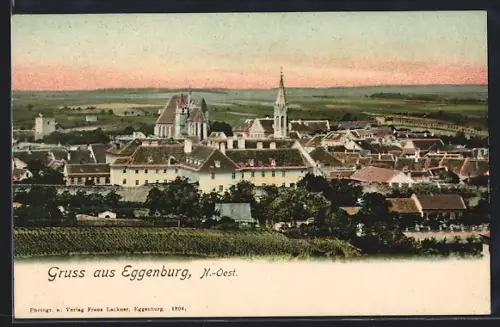 AK Eggenburg /N.-Ö., Ortsansicht mit Kirchen aus der Vogelschau