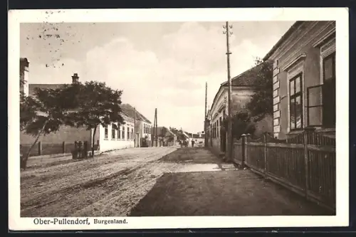 AK Ober-Pullendorf, Strassenpartie mit Passanten