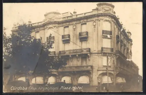 AK Córdoba, Plaza Hotel
