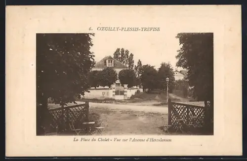 AK Coeuilly-Plessis-Trévise, La Place du Chalet, Vue sur l`Avenue d`Herculanum