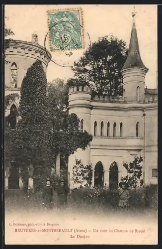 AK Bruyères-et-Montbérault /Aisne, Un coin du Château de Breuil, Le Donjon